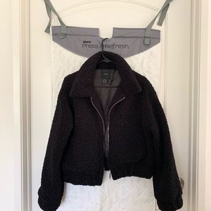 Forever21 Sherpa jacket with pockets